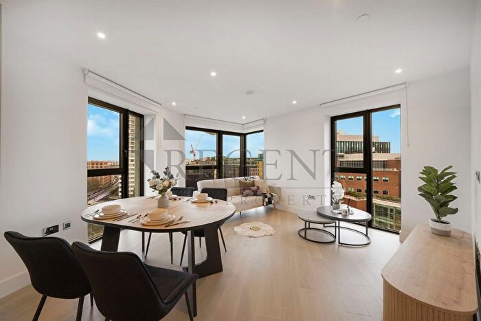 2 Bedroom Flat To Rent In Westmont Apartments, White City Living, W12