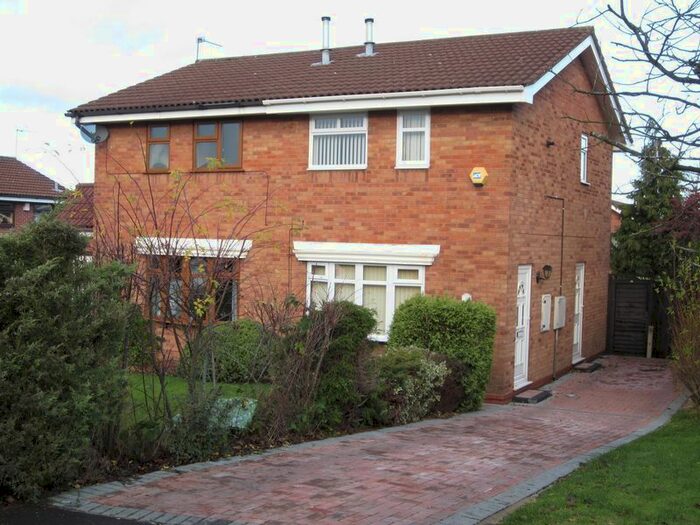2 Bedroom Semi-Detached House To Rent In Cookes Croft, Northfield, Birmingham, B31
