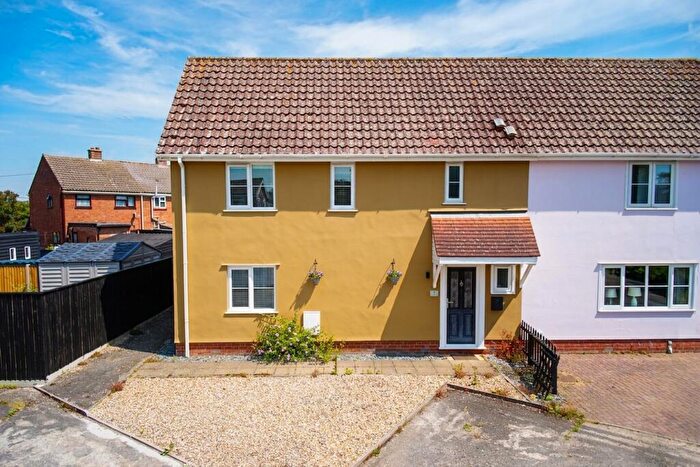 3 Bedroom Semi-Detached House For Sale In Braybrooke Close, Mendlesham, Stowmarket, IP14