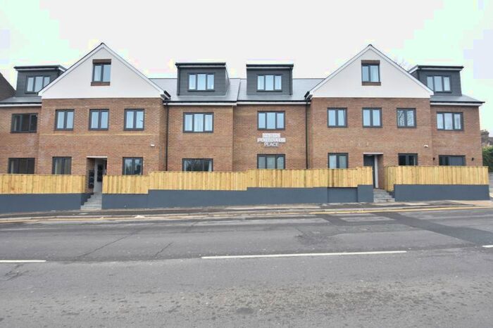 2 Bedroom Flat To Rent In Castle Street, Luton, LU1