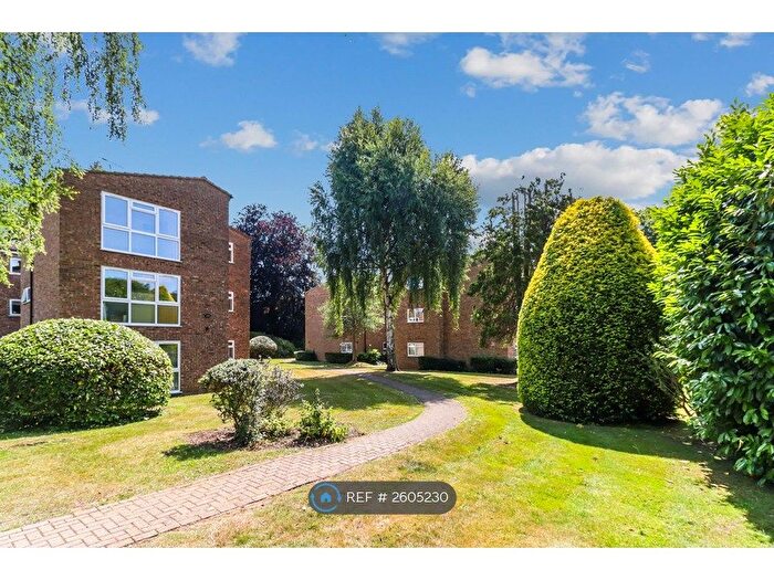 2 Bedroom Flat To Rent In Langwood, Watford, WD17