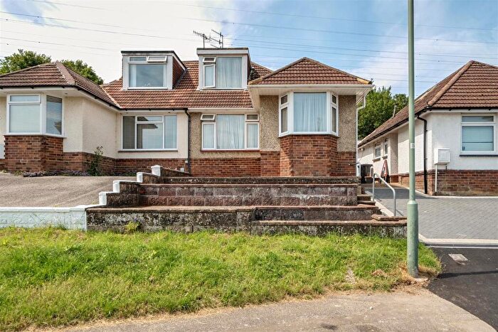 3 Bedroom Semi-Detached Bungalow For Sale In Oakdene Crescent, Portslade, BN41