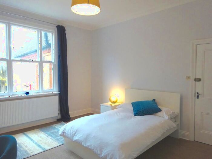 1 Bedroom Apartment To Rent In Stirling Road, Edgbaston, B16