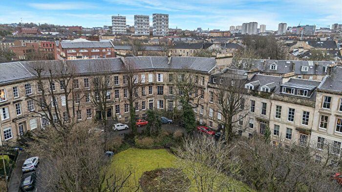 4 Bedroom Flat For Sale In Lansdowne Crescent, Kelvinbridge, G20