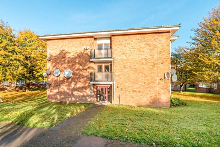 1 Bedroom Flat For Sale In Pert Close, London, N10