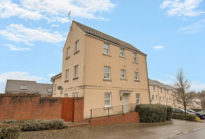 5 Bedroom Semi Detached House For Sale In Alvington Drive, Cheltenham, Gloucestershire, GL52