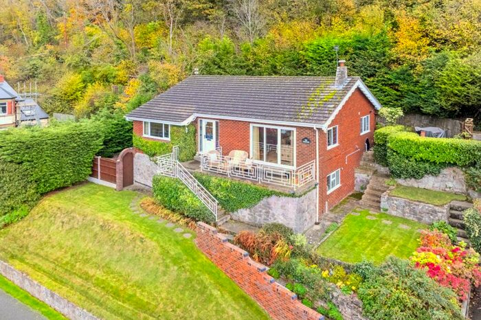 4 Bedroom Detached Bungalow For Sale In Bishopswood Road, Prestatyn, LL19