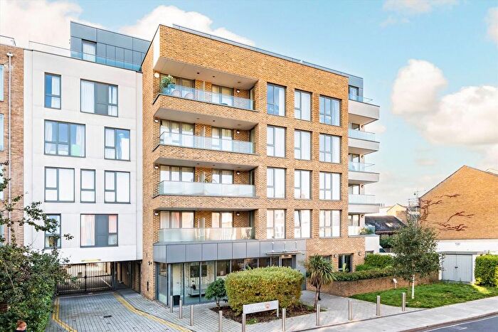 1 Bedroom Flat For Sale In Glenthorne Road, Hammersmith, W6