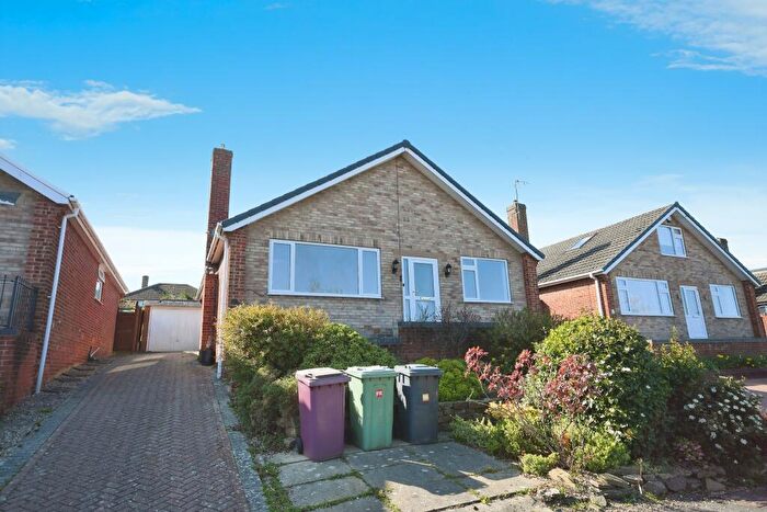 3 Bedroom Bungalow To Rent In Hilltop Road, Wingerworth, Chesterfield, S42