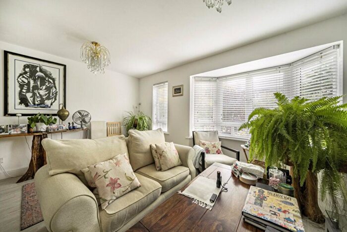 4 Bedroom Town House To Rent In May Bate Avenue, Kingston Upon Thames, KT2