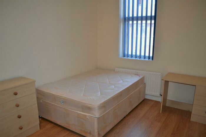 5 Bedroom Maisonette To Rent In (£pppw) Rothbury Terrace, Heaton, NE6