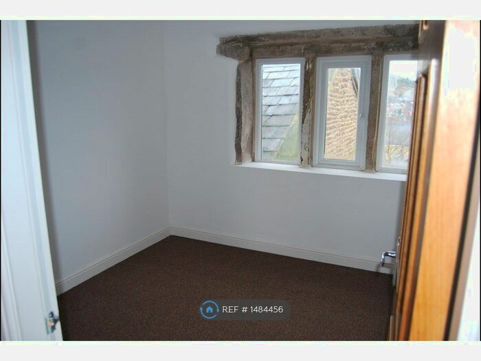 1 Bedroom Flat To Rent In Stamford Street, Mossley, Ashton-Under-Lyne, OL5
