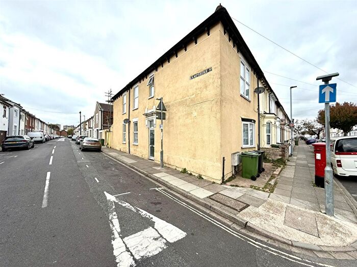 2 Bedroom Flat To Rent In Ernest Road, Portsmouth, PO1