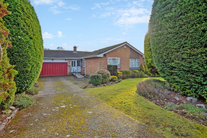 3 Bedroom Bungalow For Sale In Little Hill, Heronsgate, Chorleywood, WD3