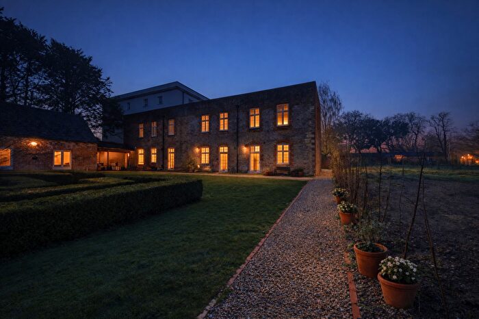 2 Bedroom End Of Terrace House To Rent In Burderop Mews, Buderop Park, SN4