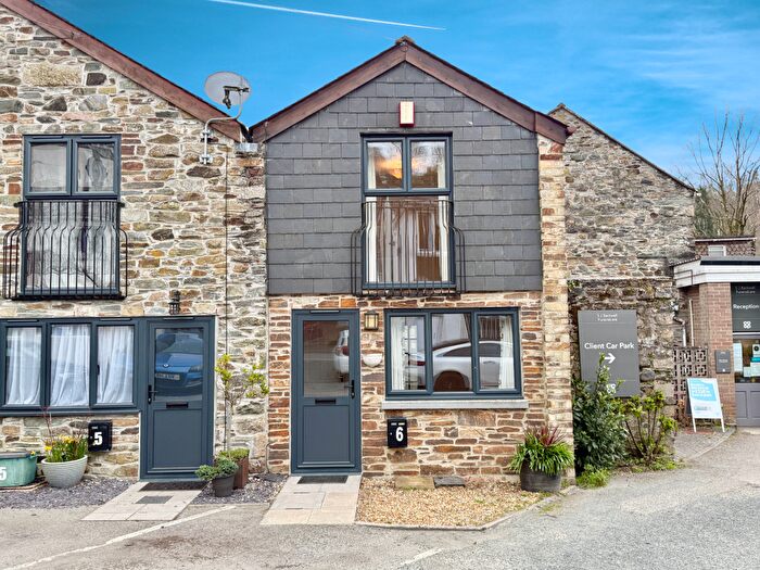 2 Bedroom End Of Terrace House For Sale In Tavistock Town Centre, PL19