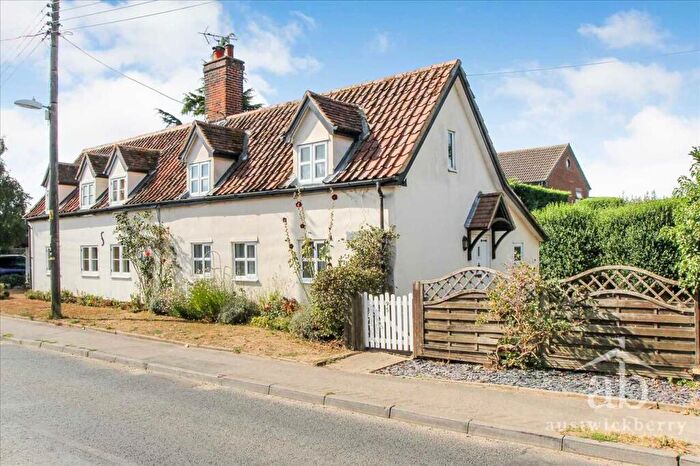 2 Bedroom Cottage To Rent In The Street, Rushmere St Andrew, Ipswich, IP5