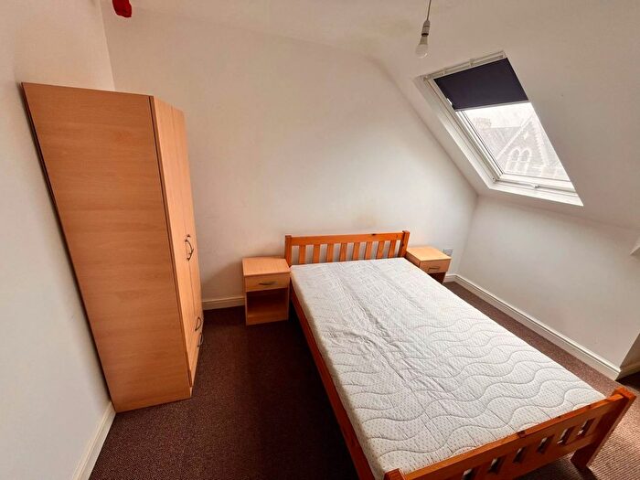 1 Bedroom Semi-Detached House To Rent In Connaught Road, Roath, CF24