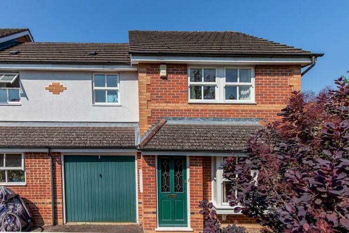 3 Bedroom End Of Terrace House To Rent In Church Lane, Old Marston, OX3