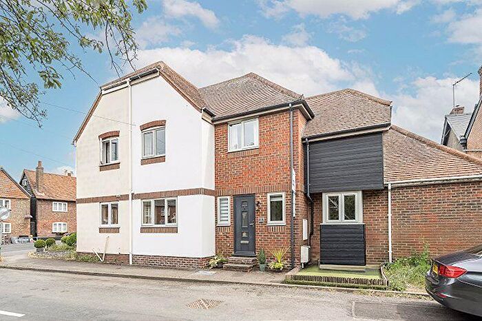 4 Bedroom End Of Terrace House For Sale In Tring Road, Long Marston, HP23