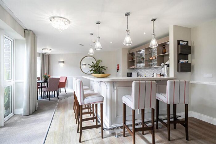 1 Bedroom Retirement Property For Sale In Bower Lodge, Shirley, Solihull, B90