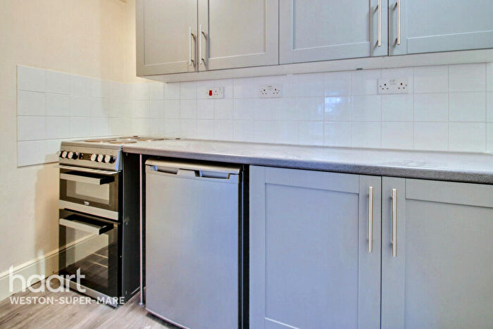 1 Bedroom Flat To Rent In Ellenborough Crescent, Weston-Super-Mare, BS23