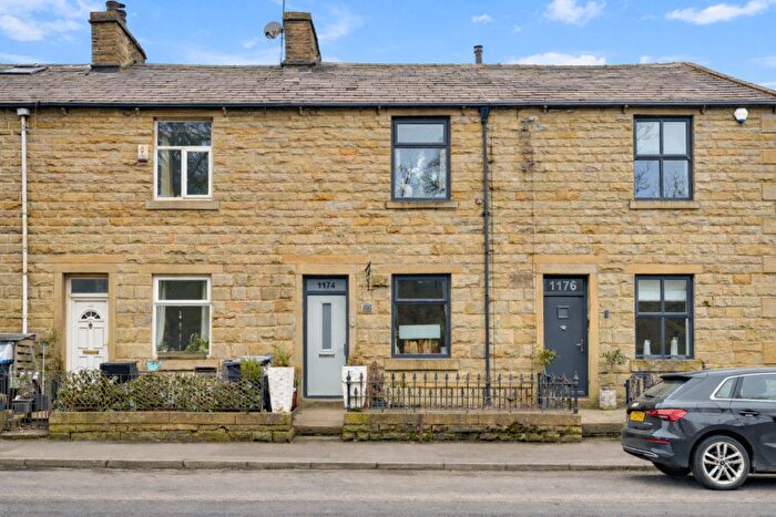3 Bedroom Terraced House For Sale In Burnley Road, Loveclough, Rossendale, Lancashire, BB4