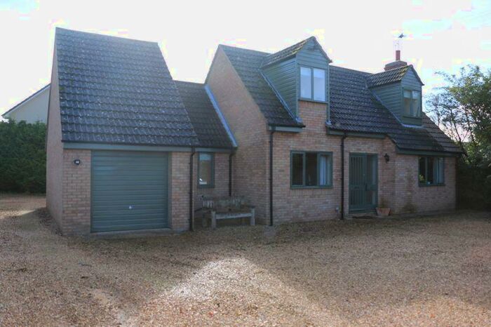 3 Bedroom Detached House To Rent In Wittering, PE8