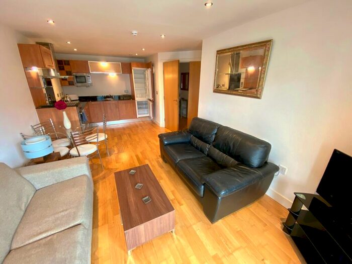 2 Bedroom Apartment To Rent In Mackenzie House, Leeds Dock, City Centre, LS10
