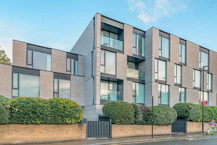 2 Bedroom Flat To Rent In Oval Road, Camden, London, NW1