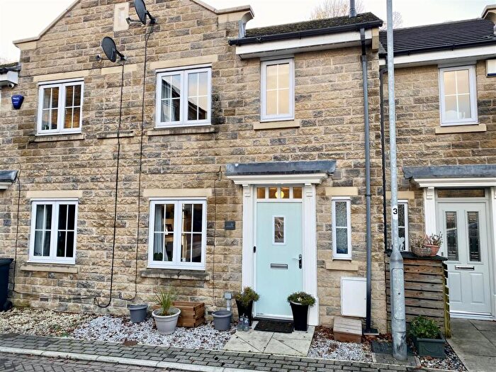 3 Bedroom Terraced House For Sale In Broadacres, Bailiff Bridge, Brighouse, HD6