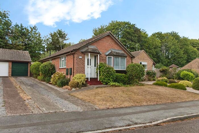 3 Bedroom Bungalow For Sale In Oaklea, Honiton, Devon, EX14
