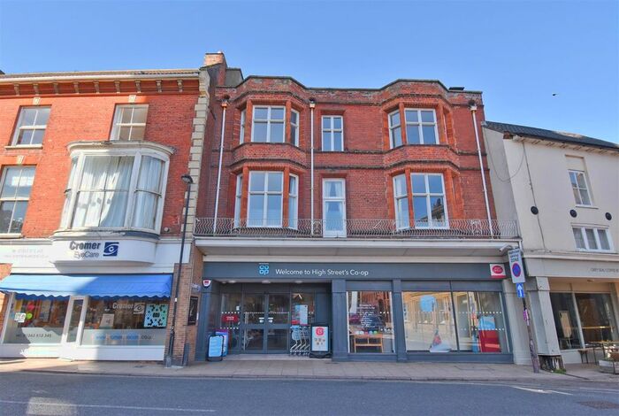 3 Bedroom Flat To Rent In High Street, Cromer, NR27