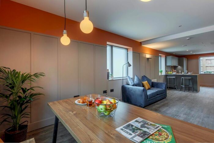 1 Bedroom Flat To Rent In Harvest Road, Englefield Green, Egham, Surrey, TW20