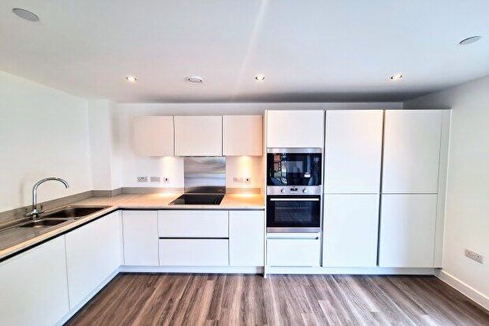 2 Bedroom Flat To Rent In Rixson Road, Swanscombe, DA10