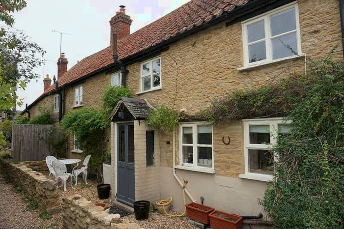 2 Bedroom Cottage To Rent In Covingtons Yard, Turvey, MK43