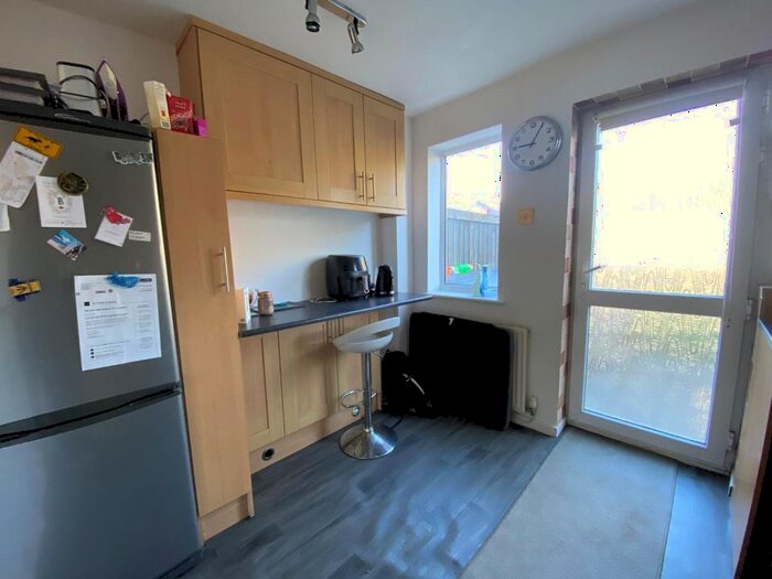 2 Bedroom Terraced House To Rent In Kinder Avenue, Cowlersley