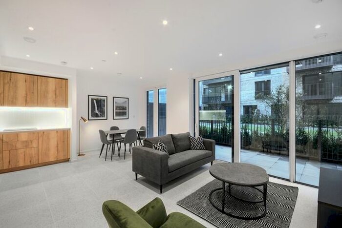 1 Bedroom Flat To Rent In Georgette Apartments, Sidney Street, E1