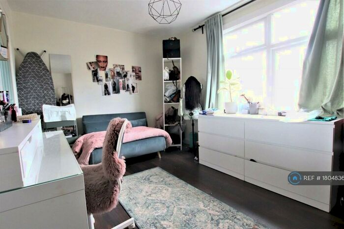 3 Bedroom Terraced House To Rent In Gloucester Road, Croydon, CR0