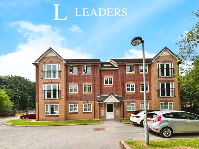 2 Bedroom Apartment For Sale In Carriage Drive, Hartford, Northwich, CW8