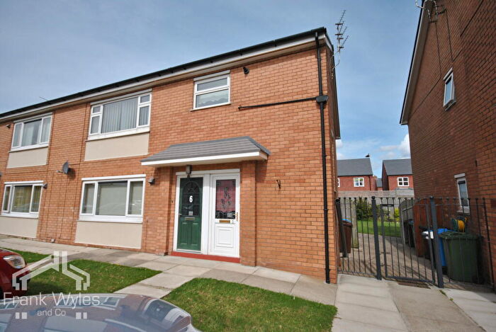 2 Bedroom Flat To Rent In Nateby Close, Lytham St Annes, Lancashire, FY8
