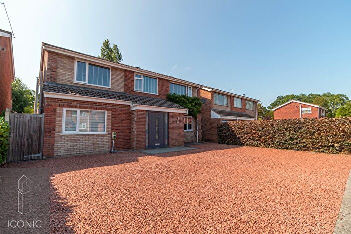 4 Bedroom Detached House For Sale In Cypress Close, Taverham, Norwich, NR8