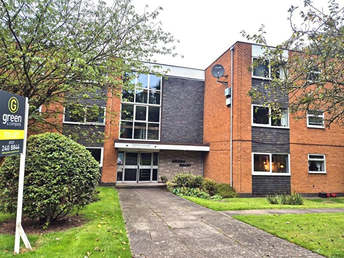 2 Bedroom Flat To Rent In Crown Lane, Crown Court Crown Lane, B74