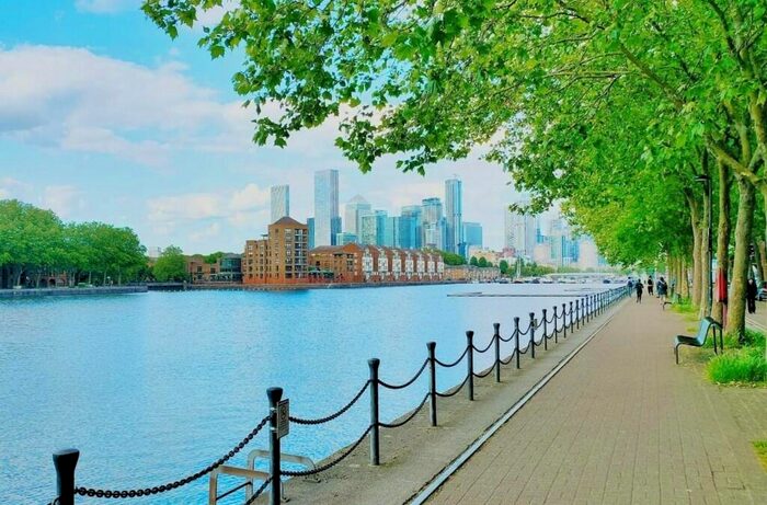 3 Bedroom Apartment To Rent In Surrey Quays, SE16