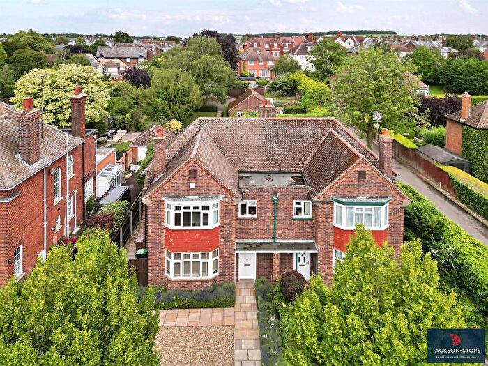 3 Bedroom Semi-Detached House For Sale In The Avenue, Newmarket, Suffolk, CB8