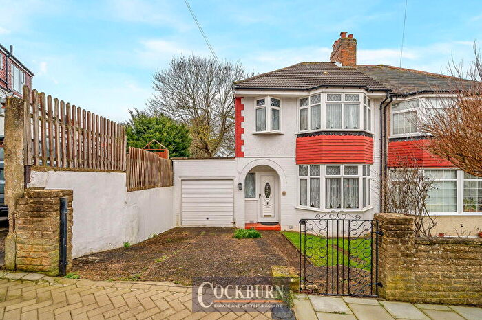 3 Bedroom Semi-Detached House For Sale In Clayhill Crescent, Mottingham, SE9