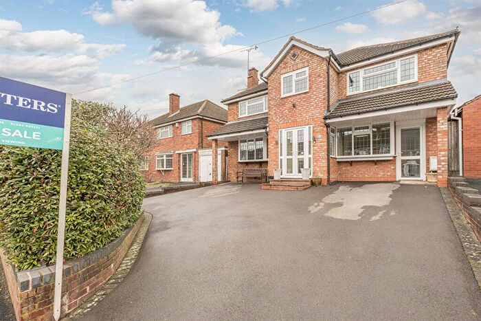 4 Bedroom Detached House For Sale In Rosemary Road, Halesowen, B63