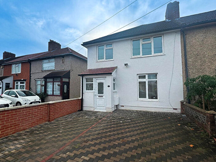 3 Bedroom Terraced House To Rent In Robinson Road, Dagenham, RM10