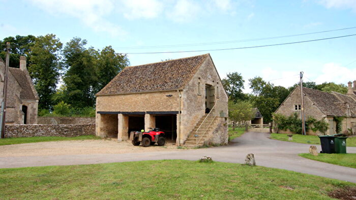 Studio To Rent In Holwell Nr Burford, OX18