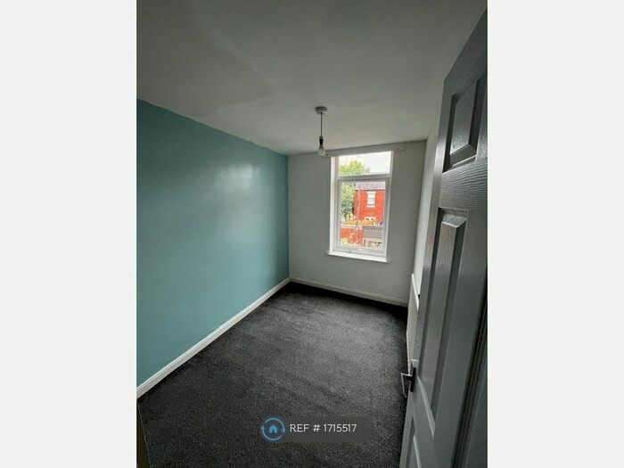 3 Bedroom Flat To Rent In Percy Street, Jarrow, NE32